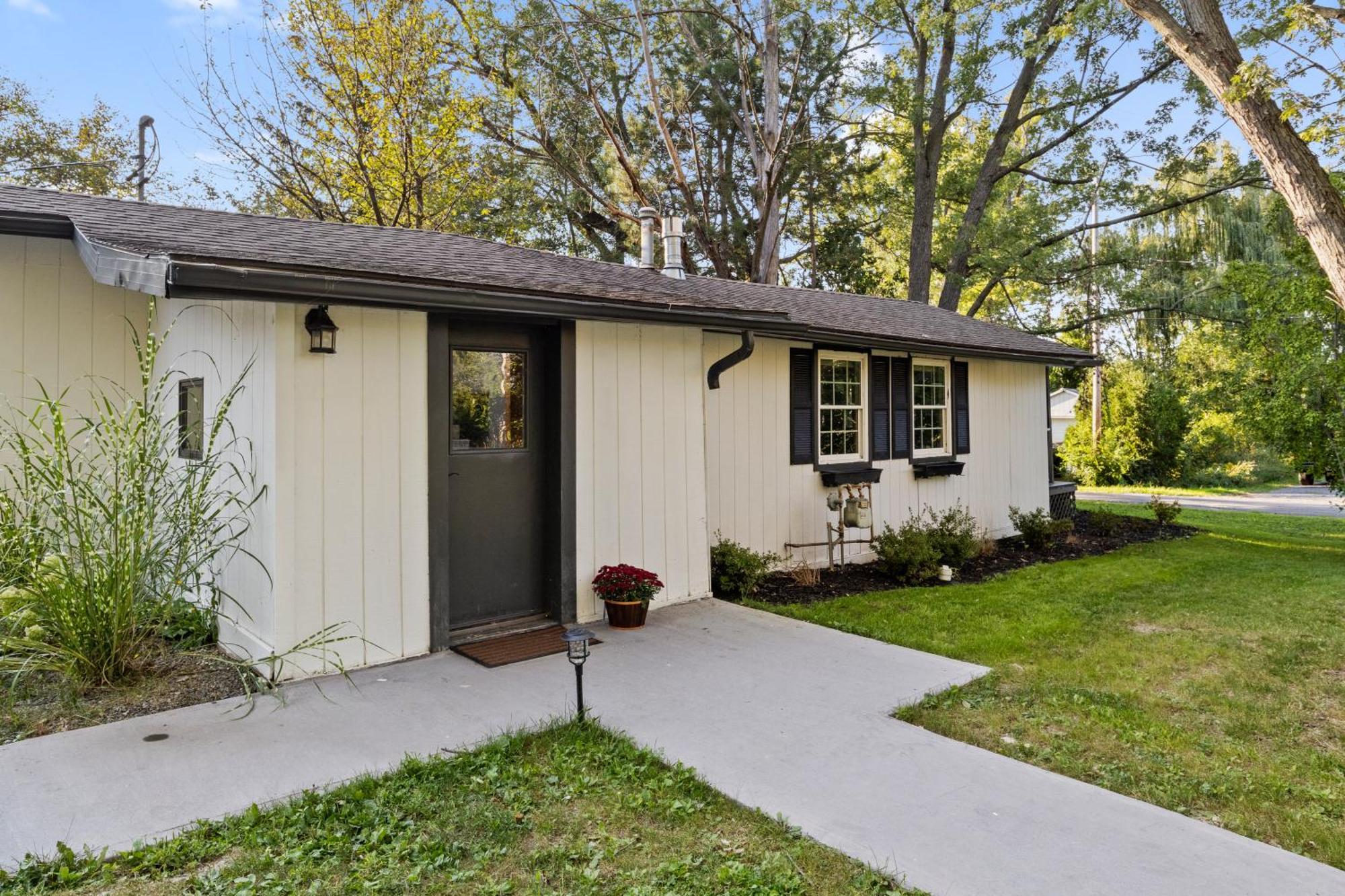 Cozy Home W/ King Bed & Lake Access Canandaigua Dış mekan fotoğraf