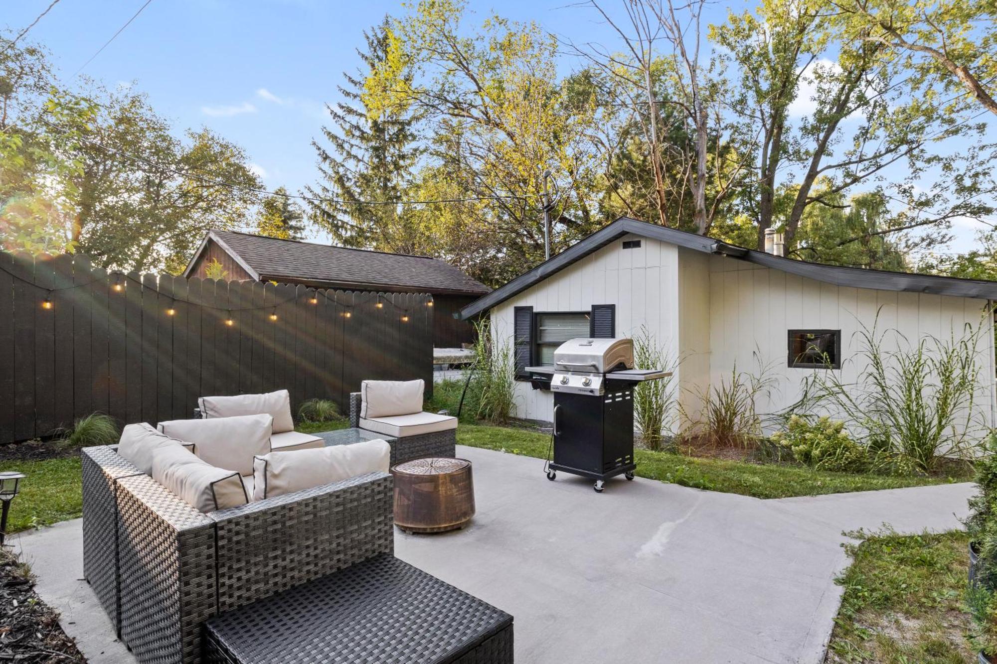 Cozy Home W/ King Bed & Lake Access Canandaigua Dış mekan fotoğraf
